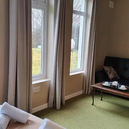 Guest house Portfinn 2*